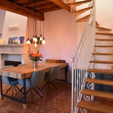 Penthouse With Rooftop Terrace - Place Aux Herbes *