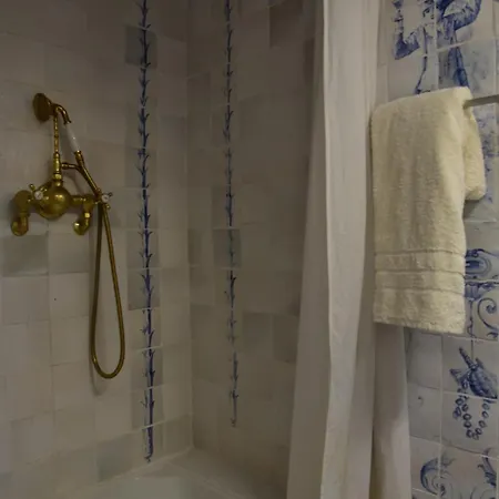 Penthouse With Rooftop Terrace - Place Aux Herbes *