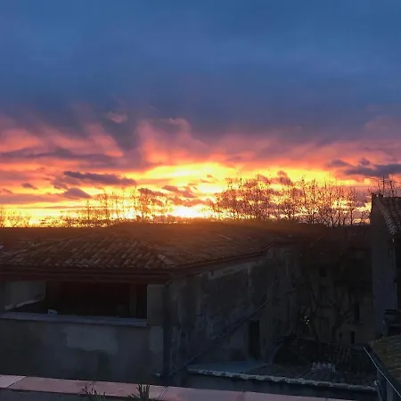 Penthouse With Rooftop Terrace - Place Aux Herbes Uzès